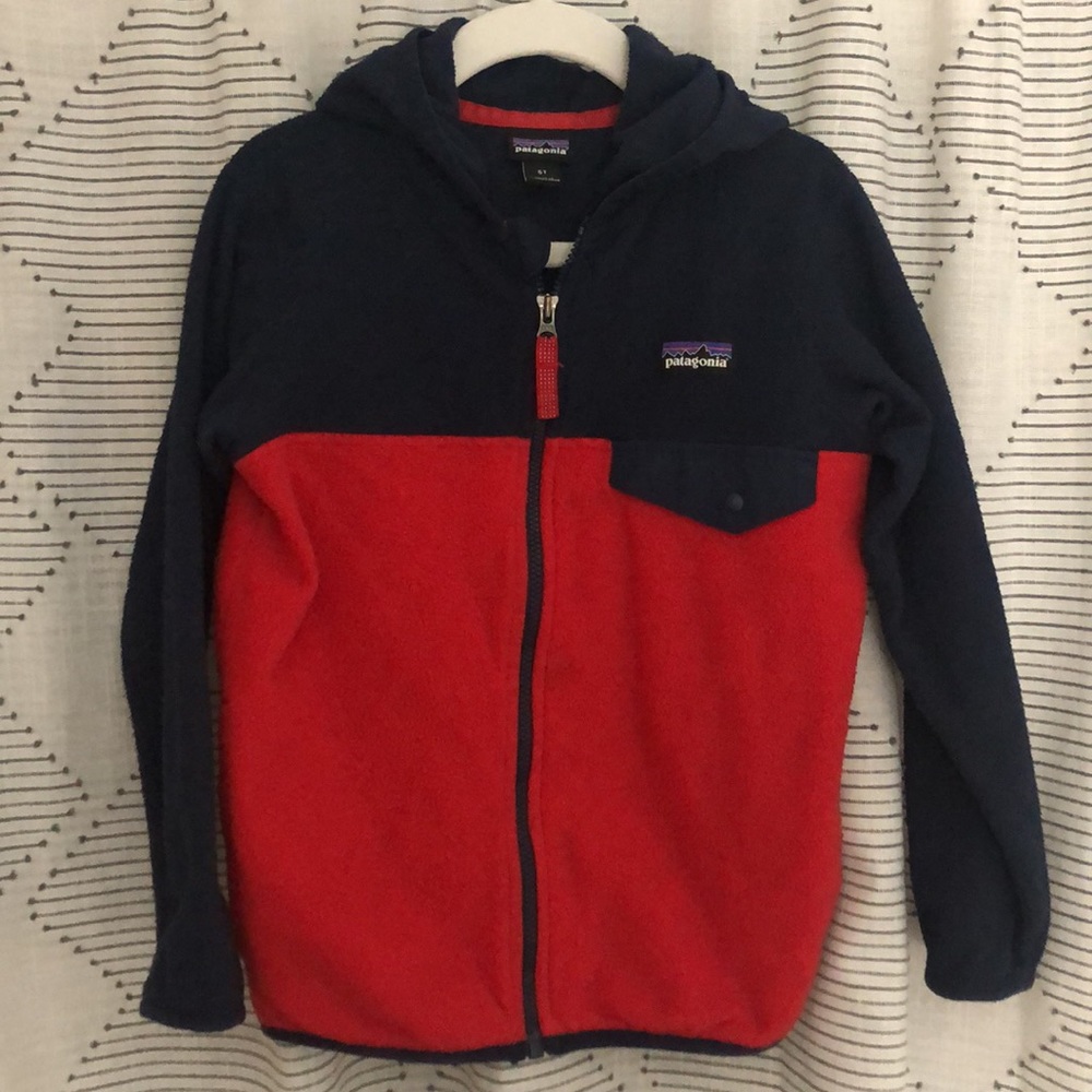 Patagonia hooded fleece jacket, 5T